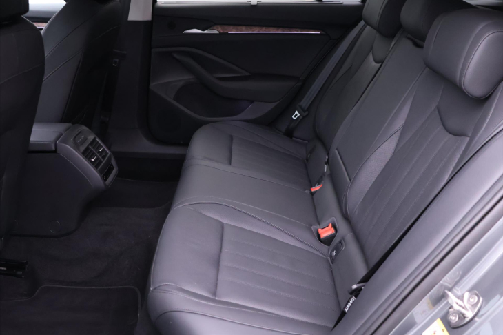 Škoda Superb 2,0 TDI DSG Laurin&Klement DPH