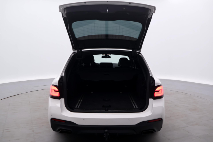 BMW Řada 5 3.0 540d 250kW xDrive CZ DPH