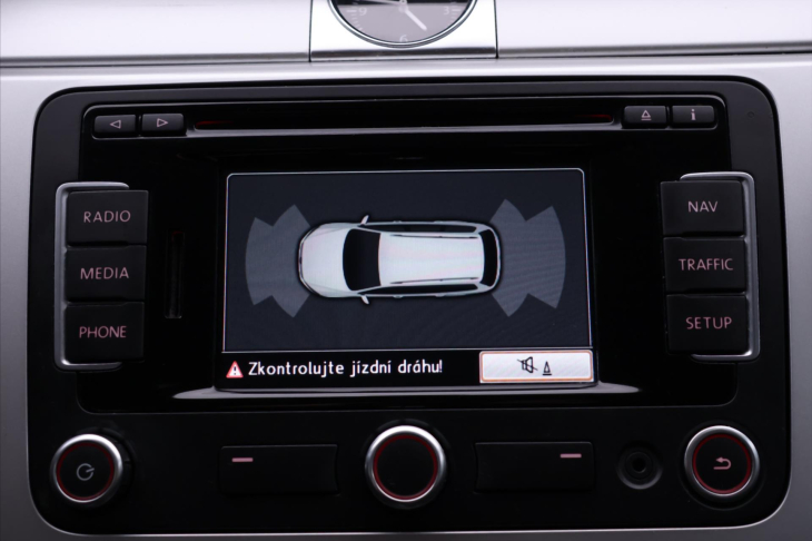 Volkswagen Passat 2,0 TDI 103kW Navi Serv.Kniha