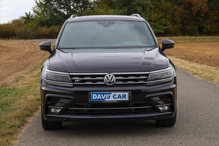 Volkswagen Tiguan 2,0 TDI DSG 4x4 CZ DPH R-Line