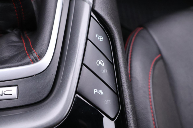 Ford Mondeo 2,0 TDCI 132kW ST LINE