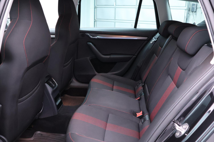 Škoda Octavia 2,0 TDI 110kW Style Sport