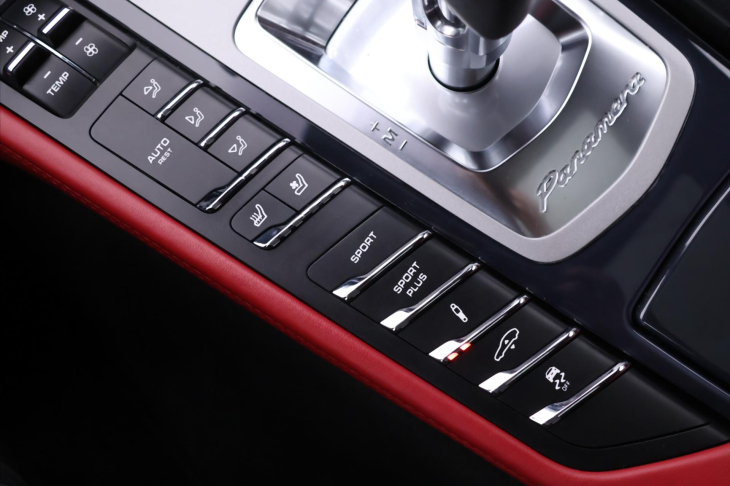 Porsche Panamera 3,0 V6 221kW Turbodiesel