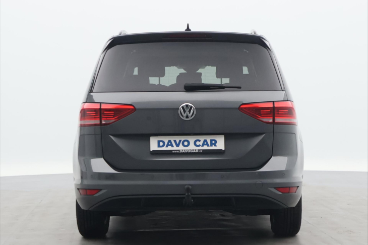 Volkswagen Touran 2,0 TDI DSG Parorama Navi