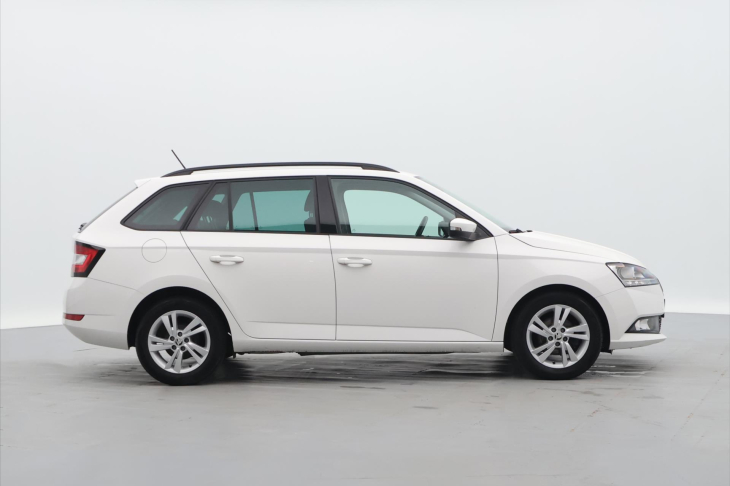 Škoda Fabia 1.0 Ambition Aut. klima DPH