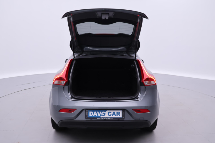 Volvo V40 1,5 T2 90kW Aut. Momentum