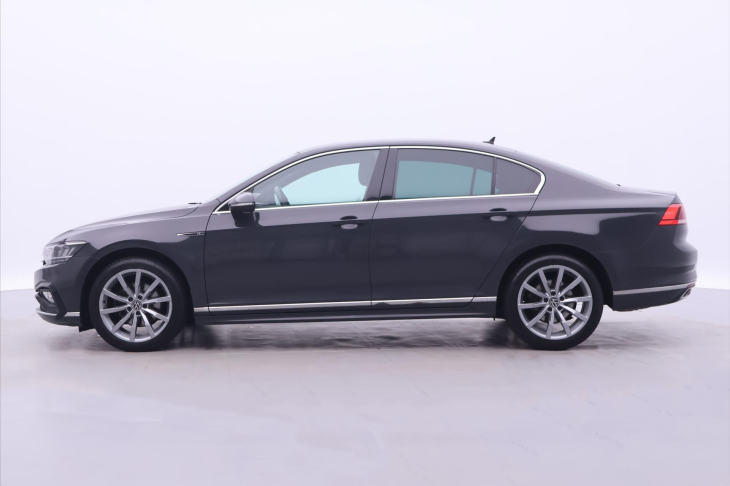 Volkswagen Passat 2,0 TDI 140kW DSG CZ R-line