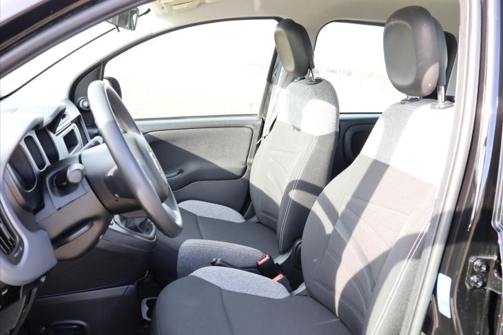 Fiat Panda 1,0 i Hybrid Cross Klima DPH