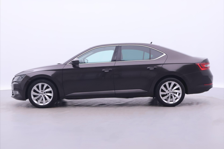 Škoda Superb 2,0 TDI 110kW Style CZ