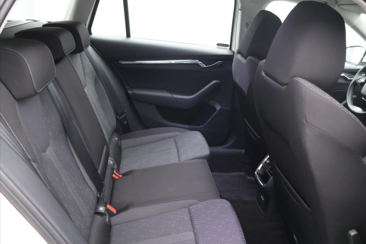 Škoda Octavia 2.0 TDI 85kW DSG Style CZ