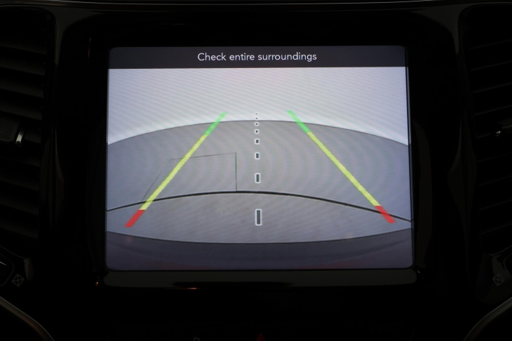 Jeep Cherokee 3,2 200kW AWD Kamera 1.Maj DPH