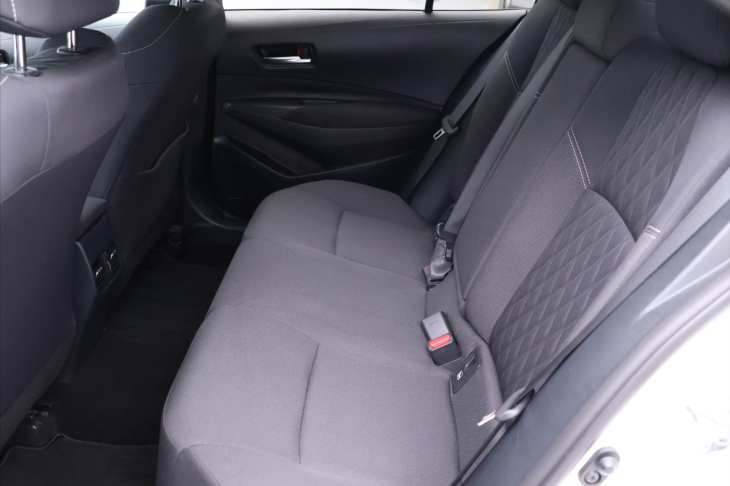 Toyota Corolla 1,5 VTi Aut. DPH CZ Comfort