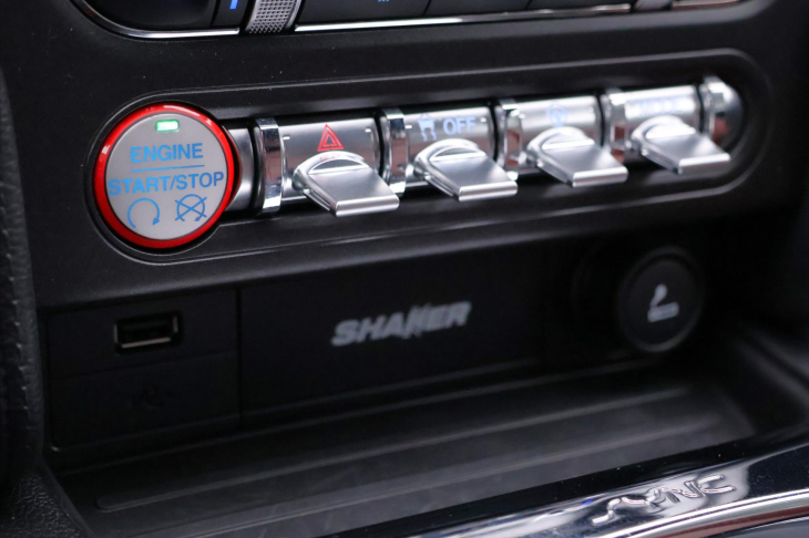 Ford Mustang 5,0 310 kW GT Automat 1. Maj