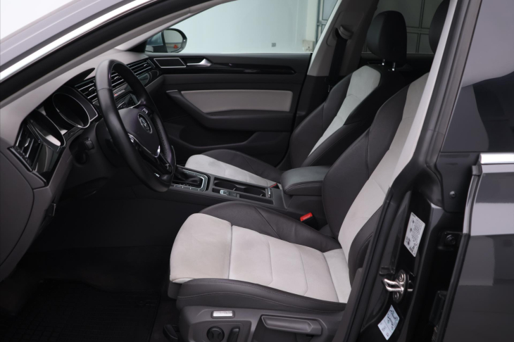 Volkswagen Arteon 2,0 TDi 140kW 4Motion DSG Elegance DPH