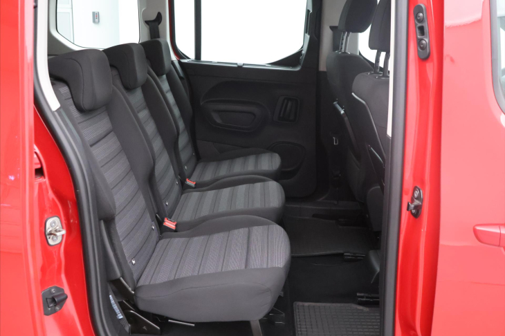 Opel Combo 1,5 CDTi 75kW Innovation CZ DPH