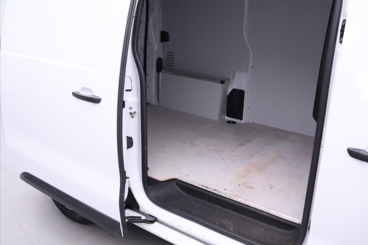 Opel Vivaro 1,5 CDTi 88kW Klimatizace