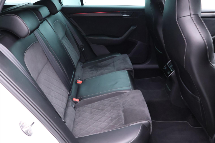 Škoda Superb 2,0 TSI 200kW DSG Sportline