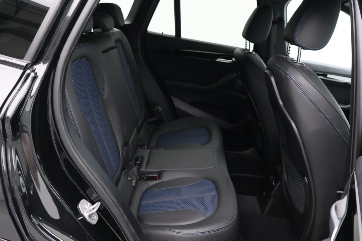BMW X1 2,0 xDrive25d 170kW Advantage