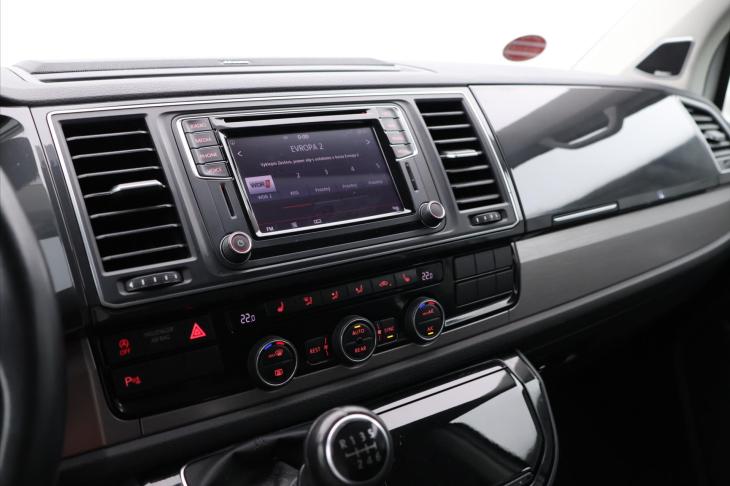 Volkswagen Multivan 2.0 TDI 150kW 7-Míst Tažné 1.Maj.
