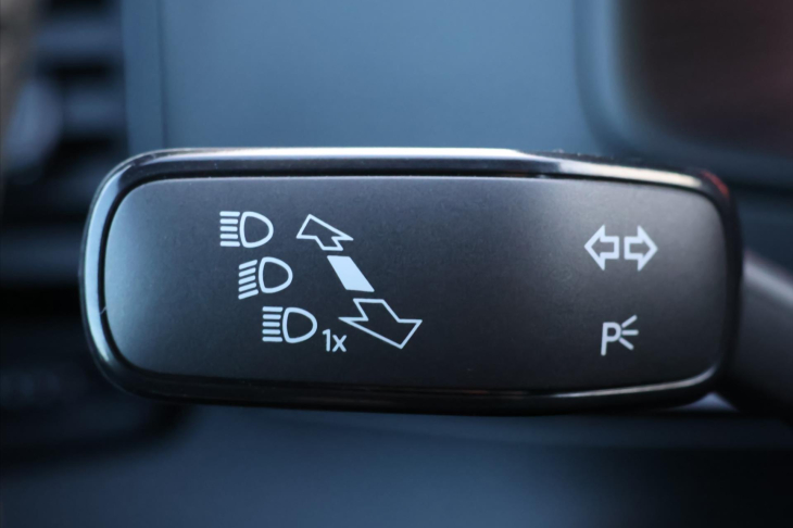 Škoda Karoq 2,0 TDI 4x4 DSG Sportline DPH