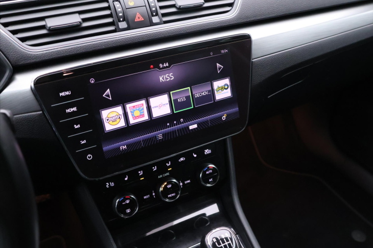 Škoda Superb 2,0 TDI 110kW DSG Style CZ DPH