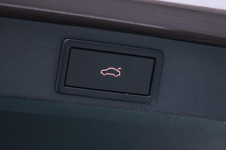 Škoda Octavia 2,0 TDI 135kW 4x4 DSG CZ Scout