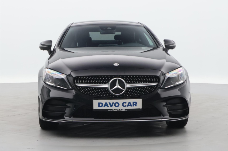 Mercedes-Benz Třídy C 2.0 300d 180kW 4Matic CZ DPH