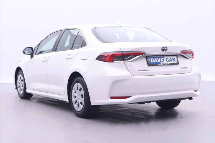 Toyota Corolla 1,8 HB Active Aut. DPH CZ 1.Maj.