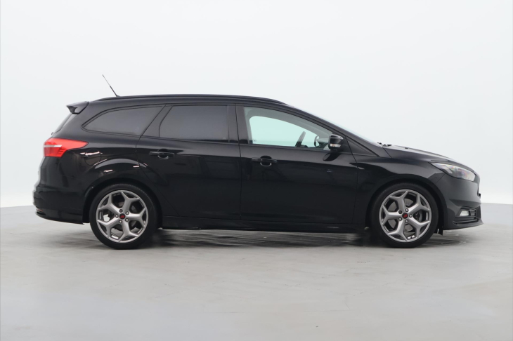 Ford Focus 2,0 TDCi ST 136kW Turnier