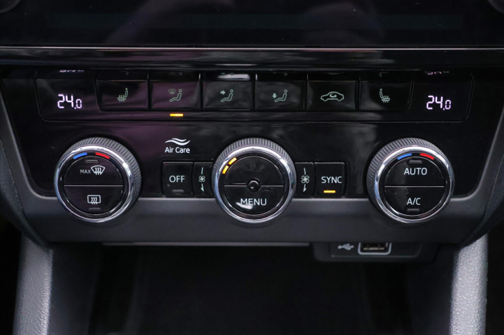 Škoda Octavia 1,5 TSI 110kW DSG Style Navi