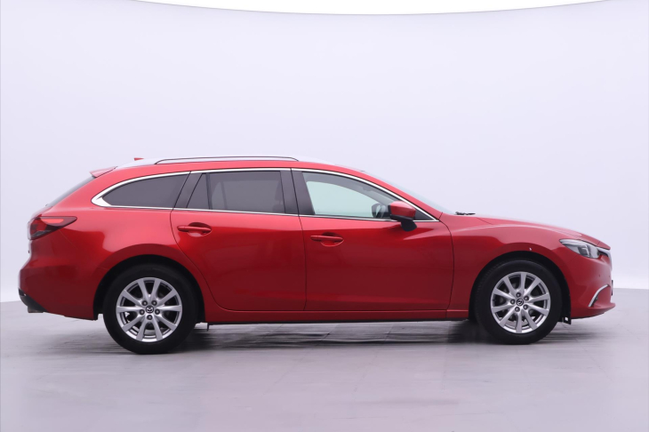 Mazda 6 2,0 121kW Center-Line