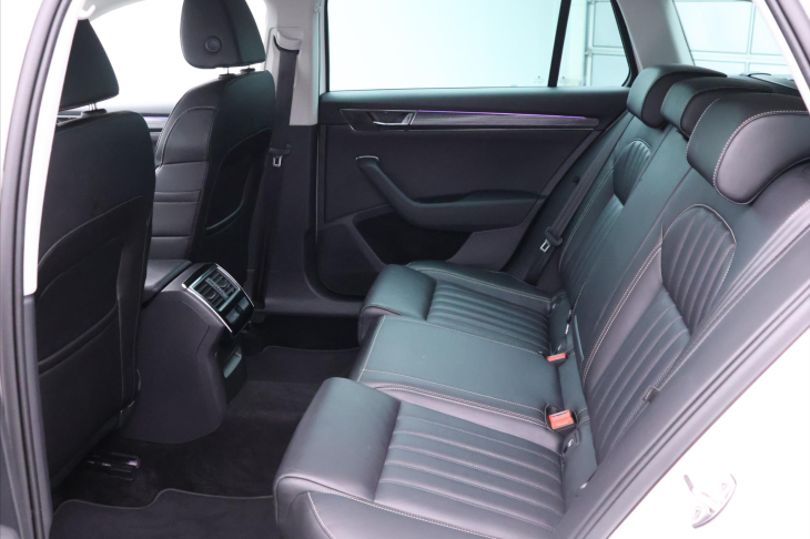 Škoda Superb 2,0 TDI 140kW DSG Style 4x4