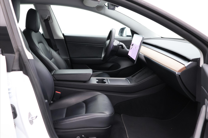 Tesla Model 3 Long Range 75kWh AWD DPH