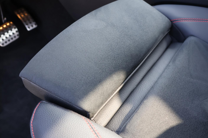 Mercedes-Benz GLB 2,0 200d 4Matic AMG Panorama