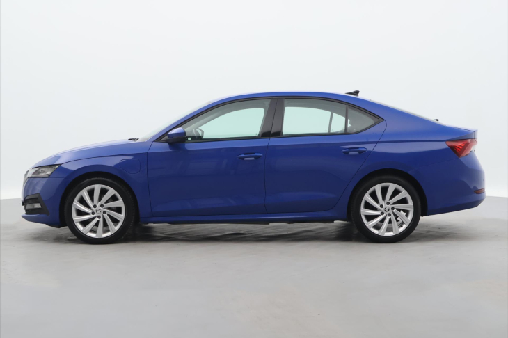 Škoda Octavia 1,4 TSI iV 150 kW DSG Ambition