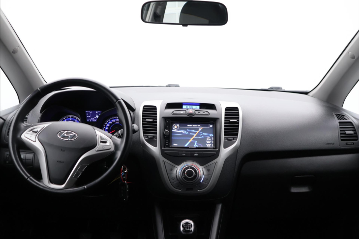 Hyundai ix20 1,6 CVVT 91kW CZ Trikolor Navi