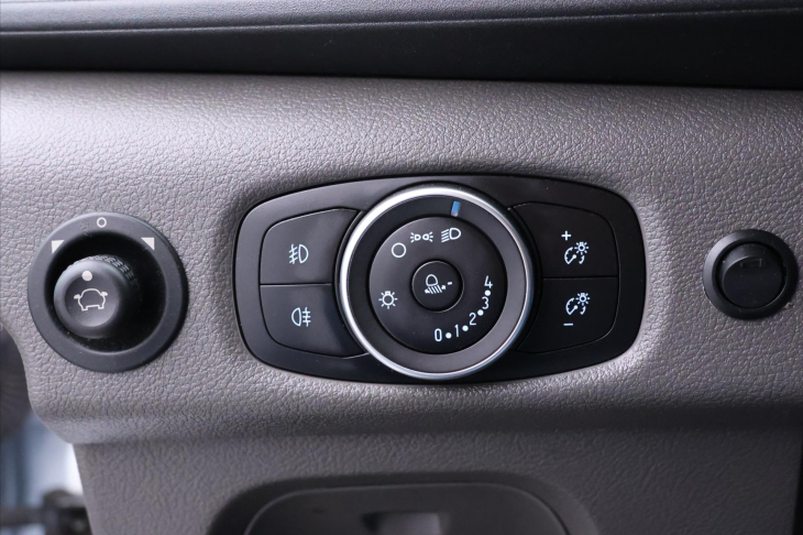 Ford Transit 2,0 TDCi 96kW L2 CZ 1.Maj. DPH