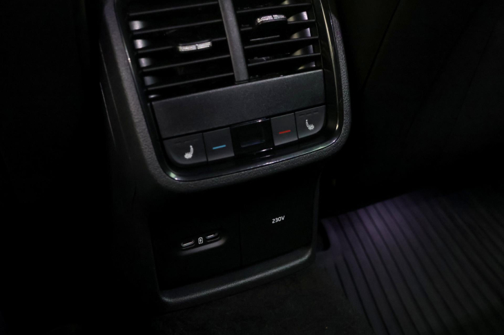 Škoda Octavia 2,0 RS TDI DSG 147kW DPH pano