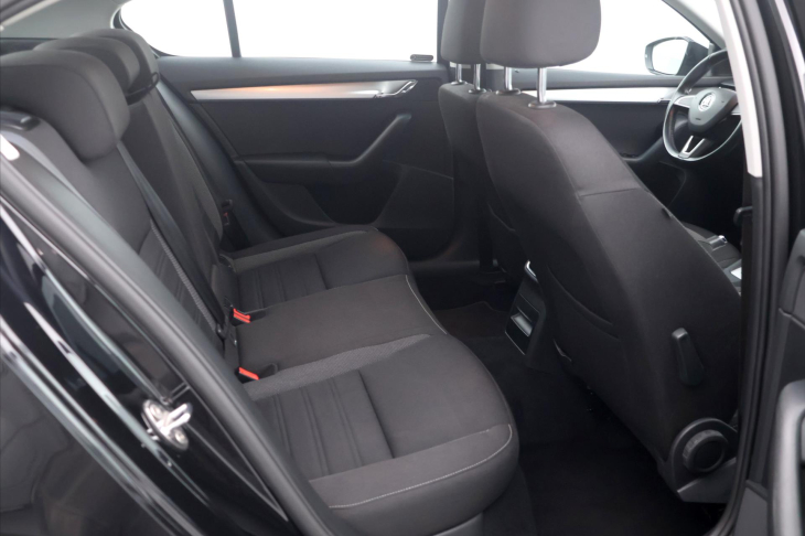 Škoda Octavia 1,6 TDI 85kW CZ Ambition 2.Maj
