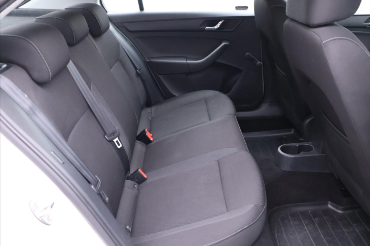 Škoda Rapid 1.4 TDI 66kW CZ Klima