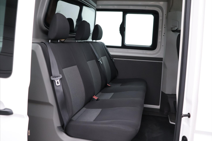 Volkswagen Crafter 2,0 TDI 5-Míst Webasto DPH