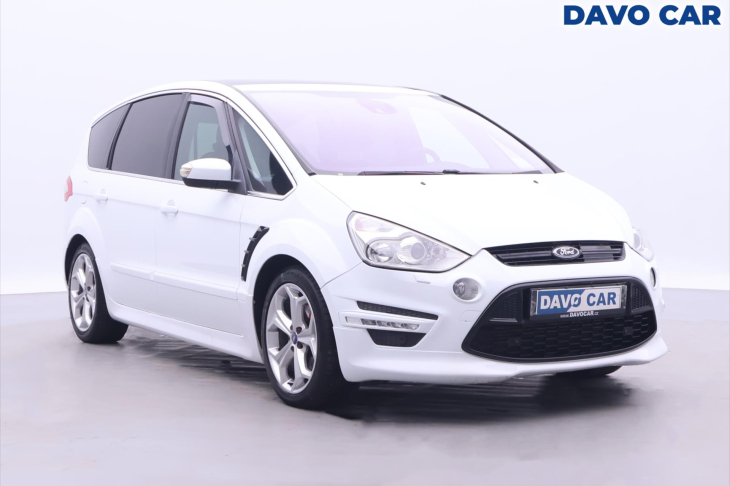 Ford S-MAX 2,2 TDCI 147kW Titanium S 7Míst
