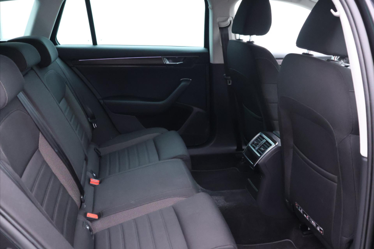 Škoda Superb 2,0 TDI 147kW 4x4 Scout DPH