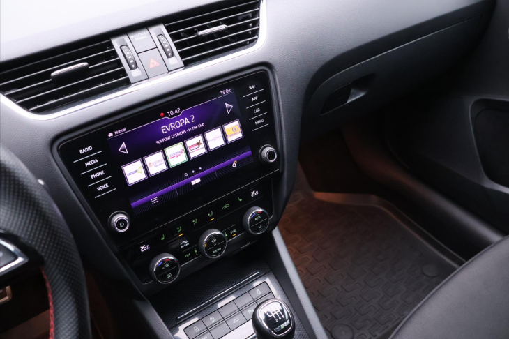 Škoda Octavia 2,0 TDI 135kW Challenge LED RS