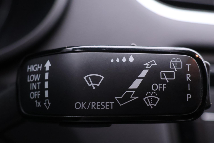 Škoda Octavia 1,6 TDI 85kW Ambition Fresh CZ