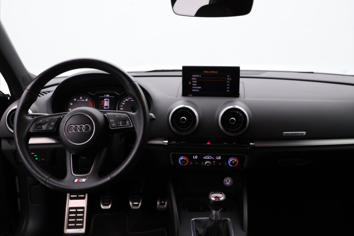 Audi S3 2,0 TFSI 228kW Quattro Sportback CZ
