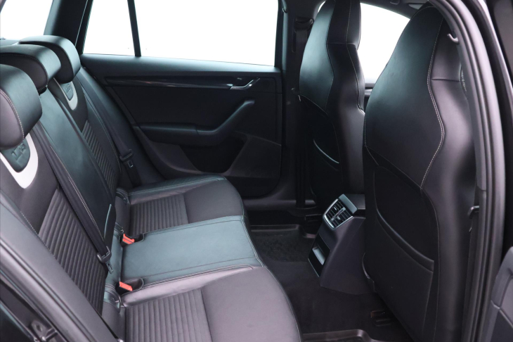 Škoda Octavia 2,0 TDI RS 135kW Xenon Kůže