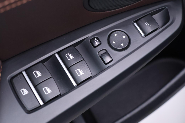 BMW X4 2.0 140kW xDrive Kůže Klima CZ