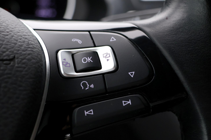 Volkswagen Tiguan 2,0 TDI Comfortline ACC Serv.k