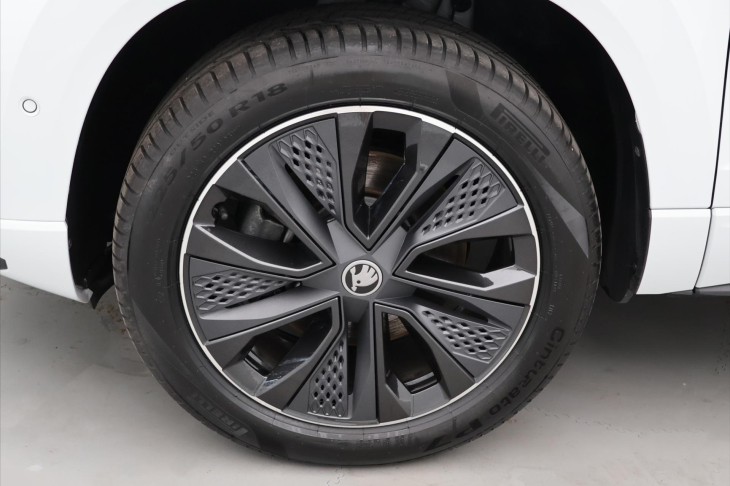 Škoda Karoq 2,0 TDI Sportline 4x4 DSG 1.maj.